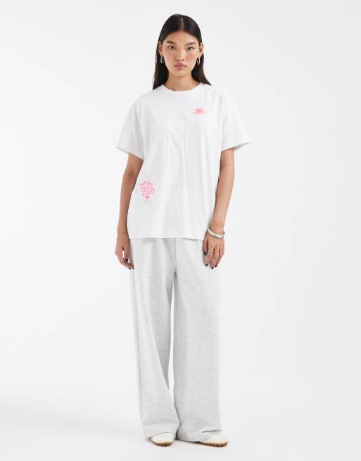 Nike t-shirt coupe boyfriend classique avec imprimé graphique au dos en blanc, 2 de 4