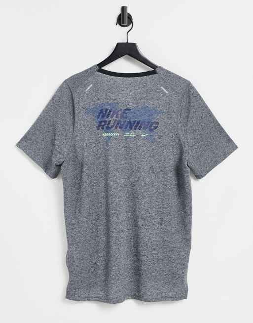 grey nike t shirt