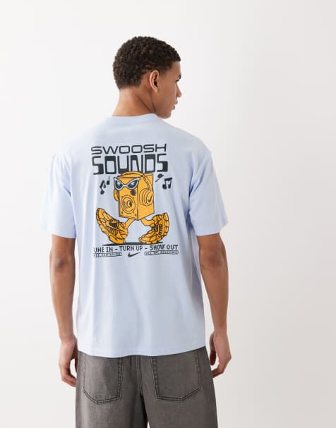Nike – T-Shirt in Hellblau mit „Swoosh Sounds“-Rückenprint - view 1