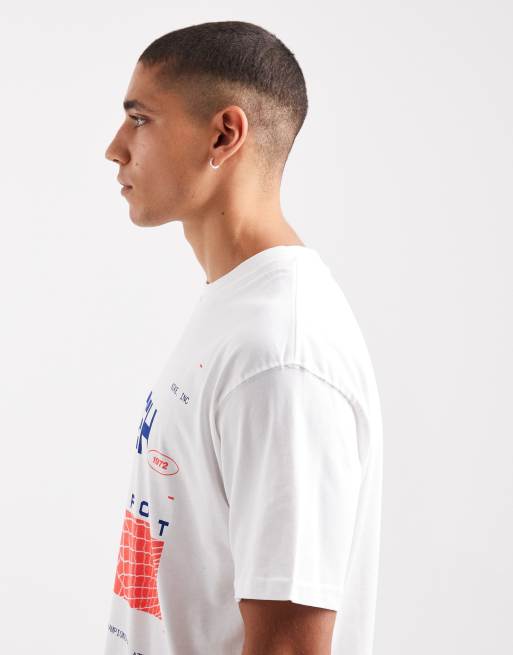 Nike – T-Shirt in Weiß mit Swoosh-Print, 5 von 5