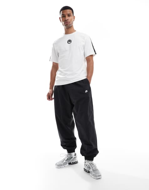 Nike – T-Shirt in Weiß - view 1