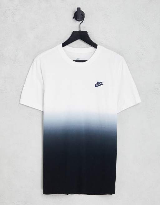 Black and white on sale nike t shirt