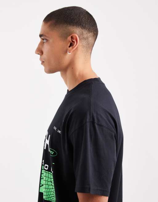 Nike - T-shirt met grafisch swoosh-logo in zwart, 4 van 5