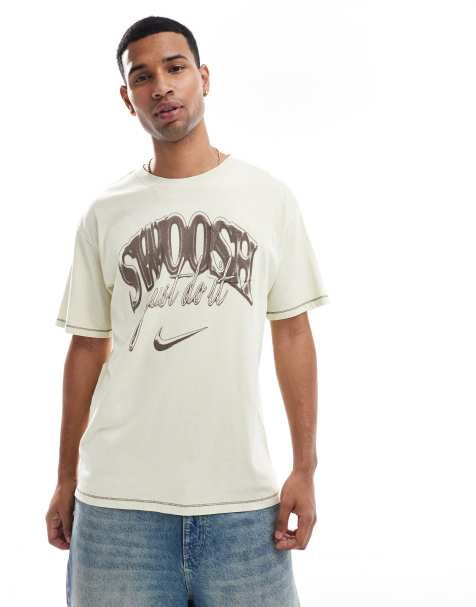 Nike - T-shirt met grafische print in beige - view 1