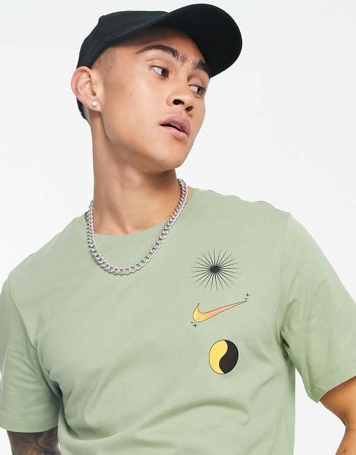 Nike - T-shirt met logo in groen