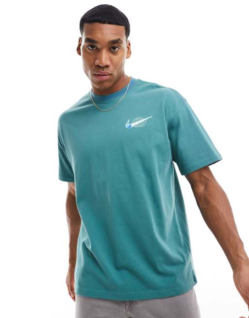 Nike - T-shirt met swoosh-logo op de borst in donkergroen