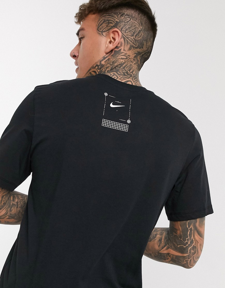 Nike - T-shirt nera con logo Nike grafico delineato-Nero