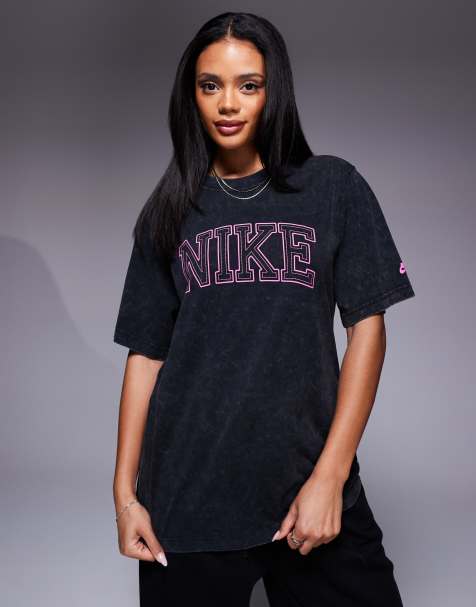 Nike - T-shirt nera oversize con logo rétro - view 1