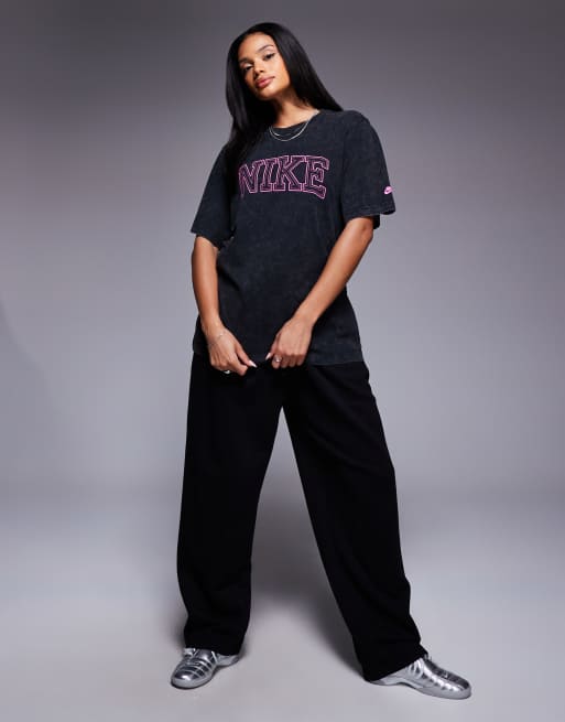 Nike - T-shirt nera oversize con logo rétro, 2 di 4