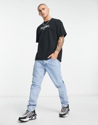 T-shirt oversize nera con stampa sul retro-Nero - Nike T-shirt donna  - immagine2