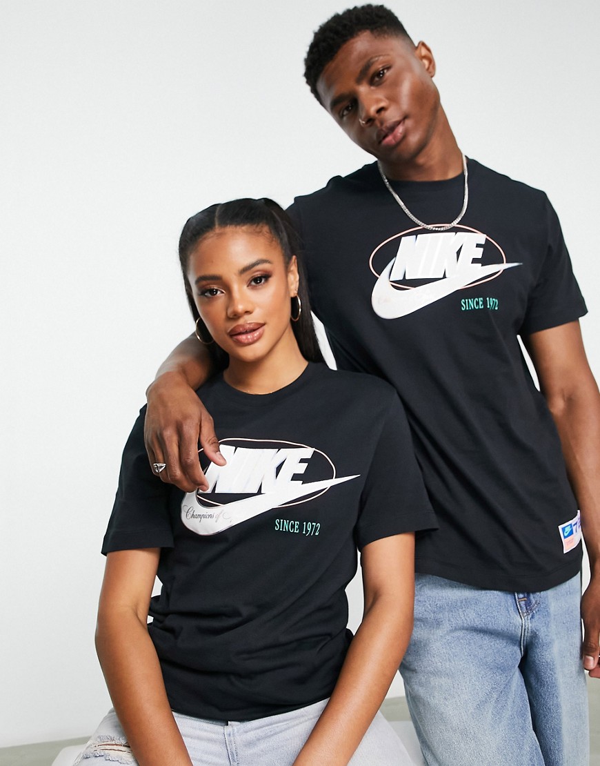 T-shirt unisex nera con stampa college sul retro-Nero - Nike T-shirt donna  - immagine3