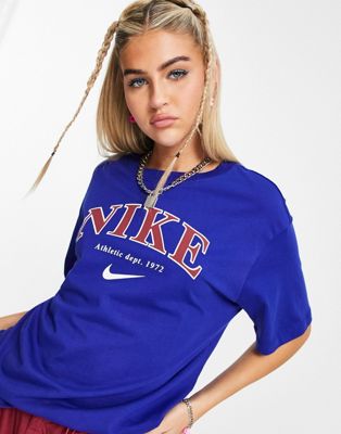 Nike - T-shirt unisexe style universitaire - Bleu | ASOS