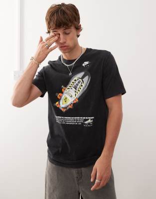 Nike T-shirt With Graphic In Black