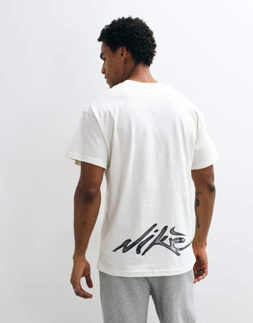 Nike T-shirt z okrągłym dekoltem i nadrukiem logo w kolorze białym, 5 z 5