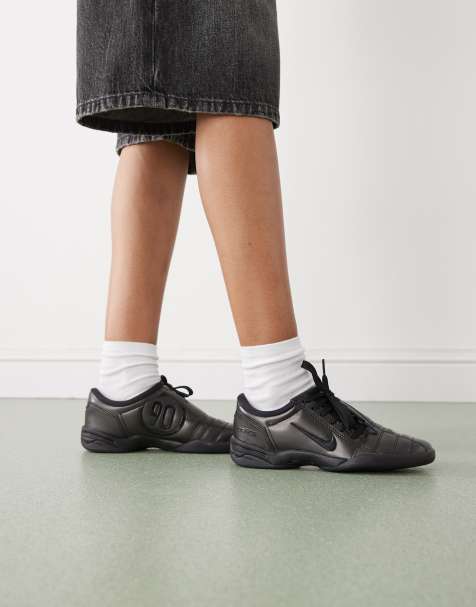 Nike T90 Metallic trainers in black - view 1