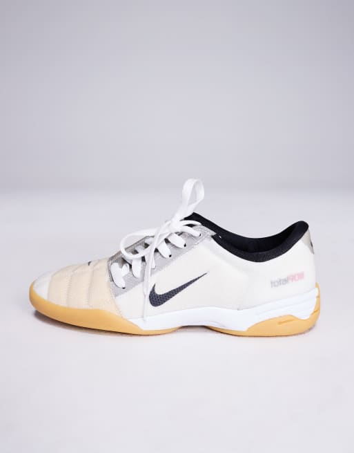 Nike – T90 – Sneaker in Weiß und Schwarz, 2 von 5