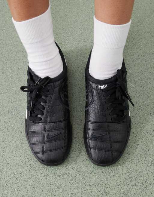 Nike T90 sneakers in black with croc detail, 3 of 5