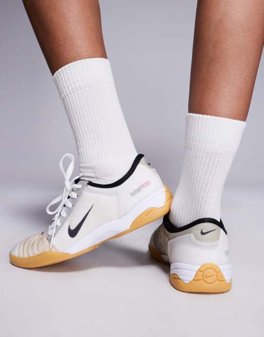 Nike – T90 – Svarta och vita träningsskor, 5 av 5