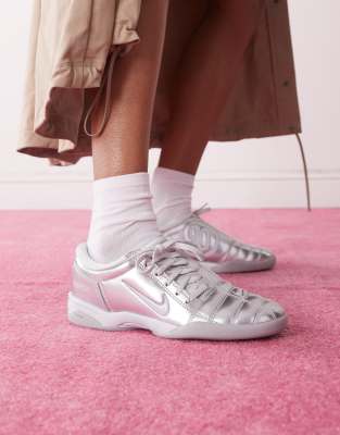 Nike – T90 – Unisex-Sneaker in Metallic-Silber - view 1