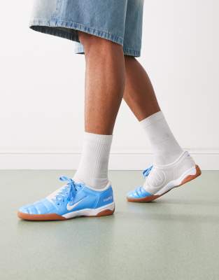 Nike T90 unisex trainers in blue - view 1