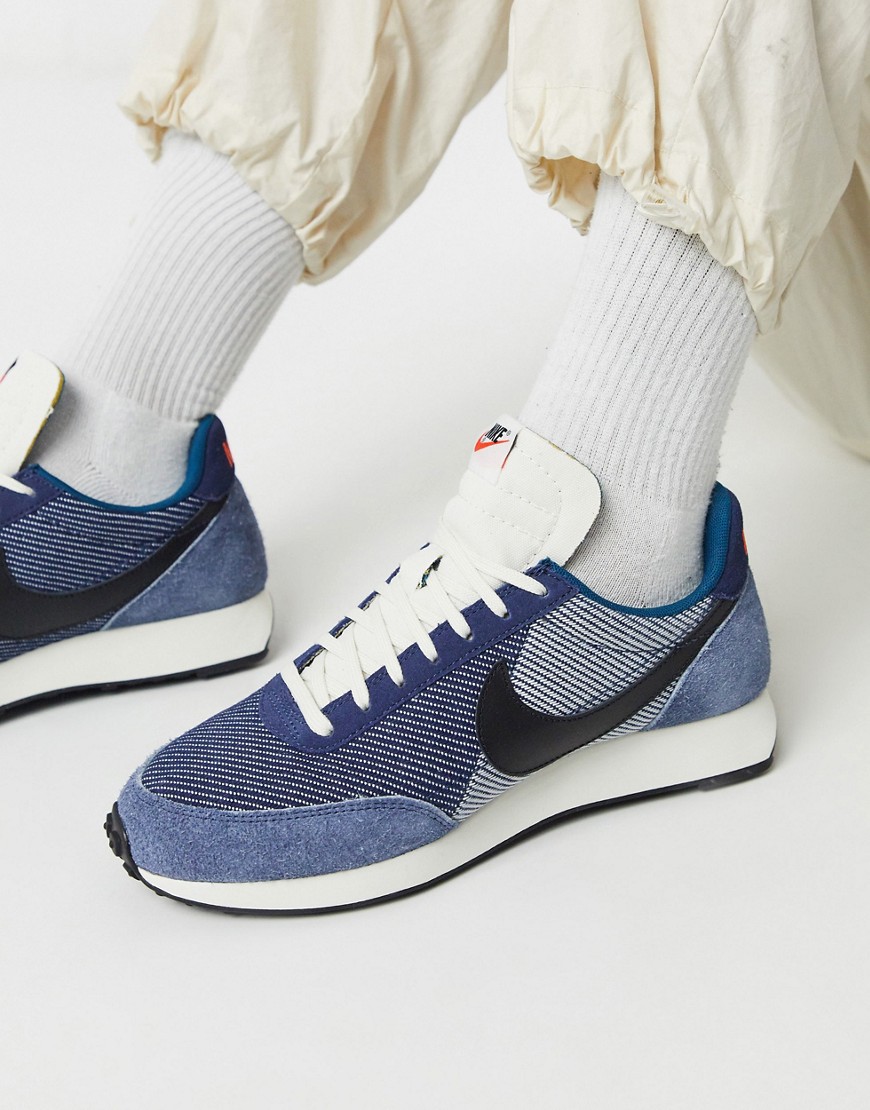Nike Tailwind '79 SE trainers in blue