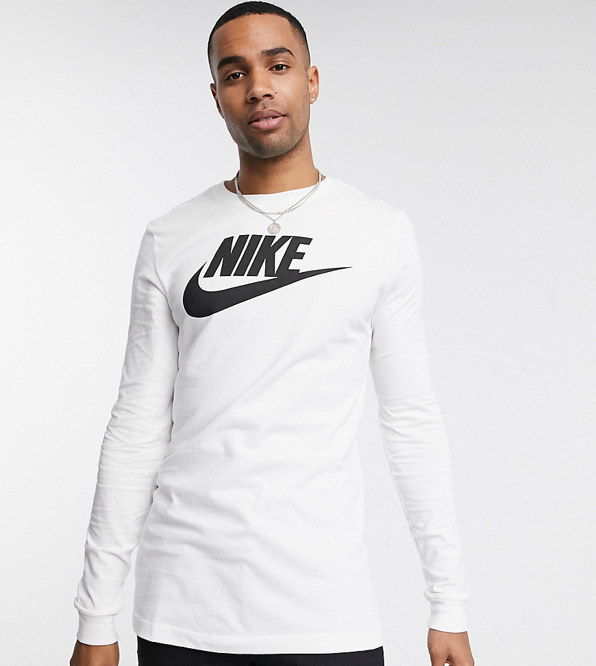 Nike Tall - T-shirt a maniche lunghe con logo Futura bianca-Bianco