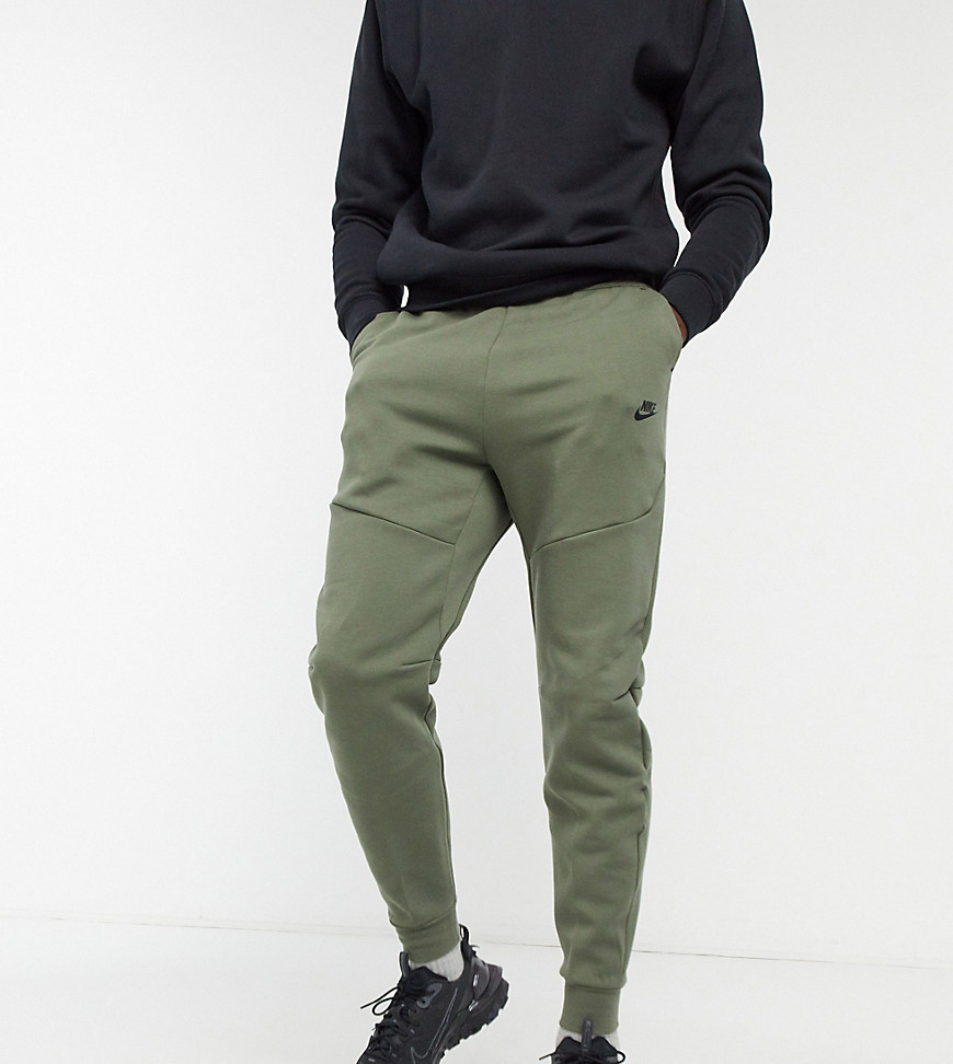 Nike Tall Tech Fleece sweatpants in khaki-Green