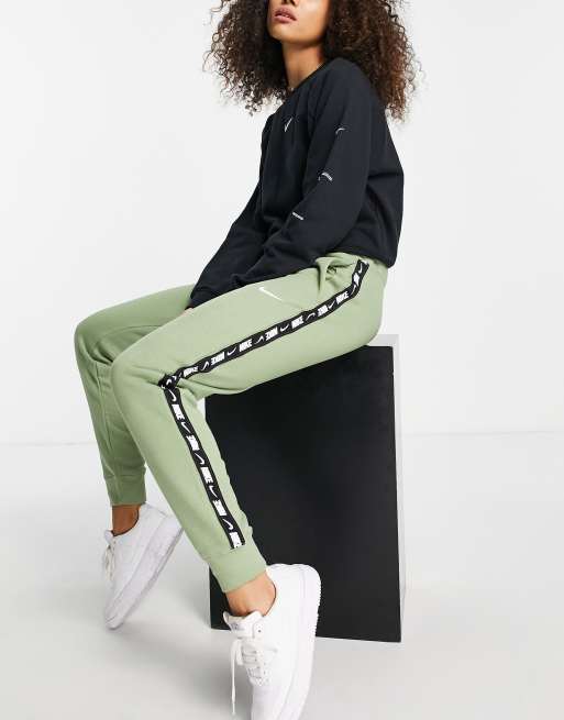 Nike tape fleece store joggers womens