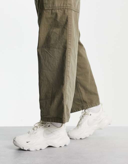 パンツ m. Nike TC 7900 sneakers in white | ASOS