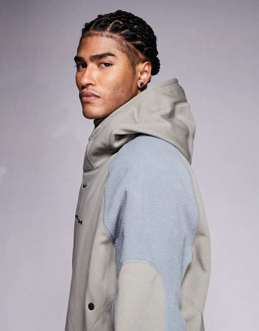 Nike Tech - Boreas - Felpa oversize con cappuccio grigia, 4 di 5