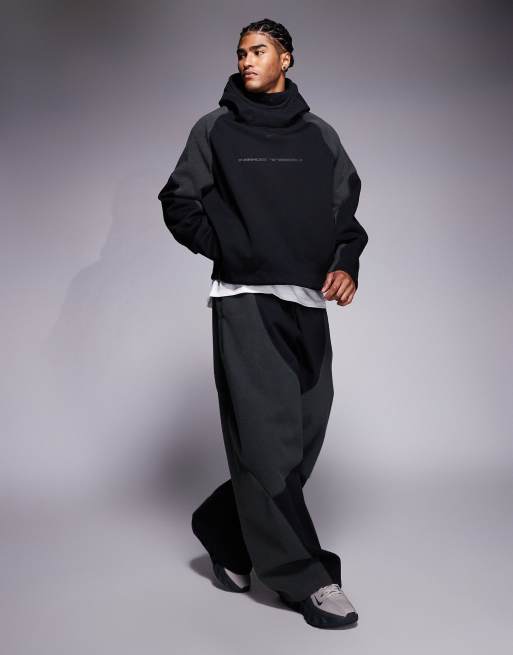 Nike – Tech Boreas – Svart och grå huvtröja i oversize, 2 av 5