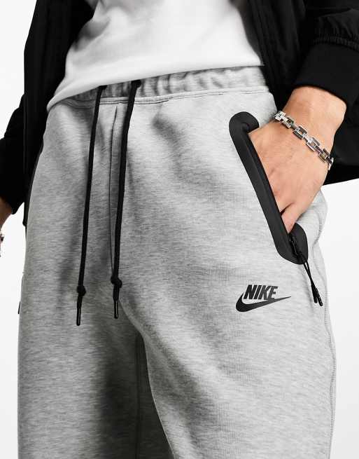 Nike Club Cargo sweatpants in beige