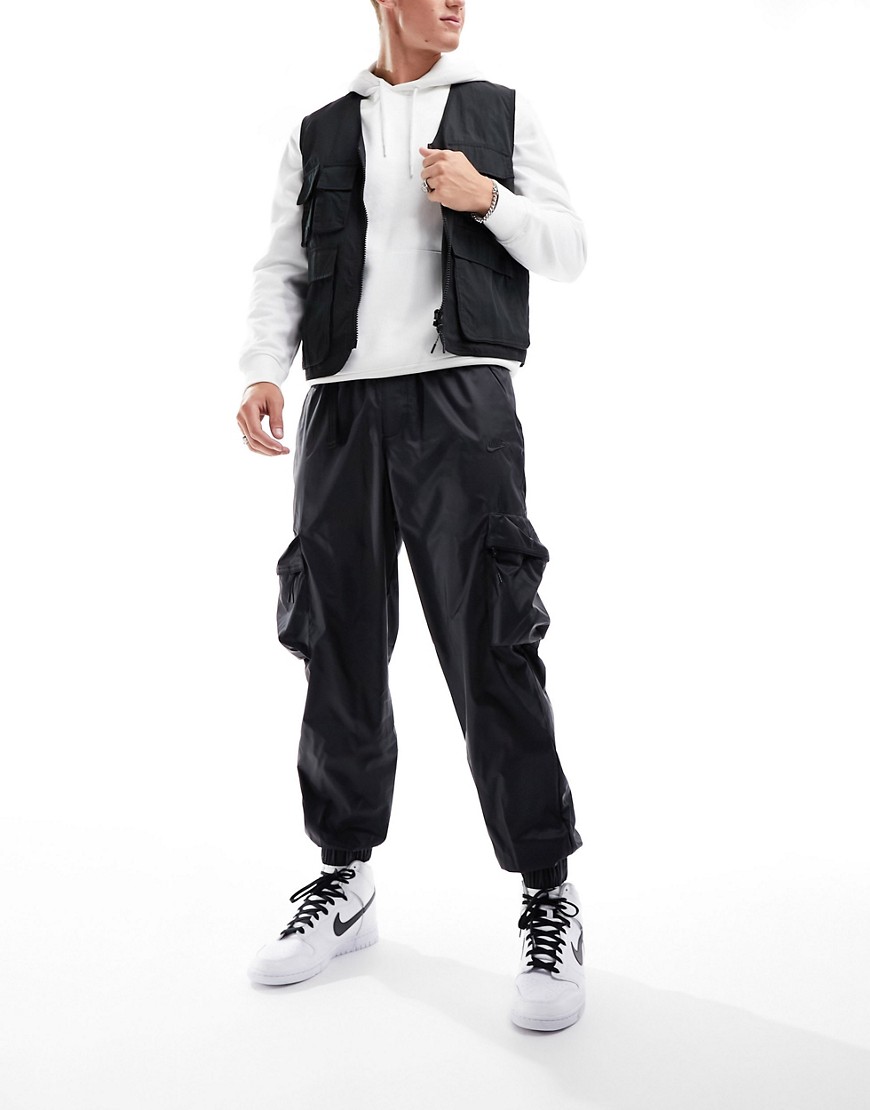 Nike Tech Essentials Wind Sweatpants In Black