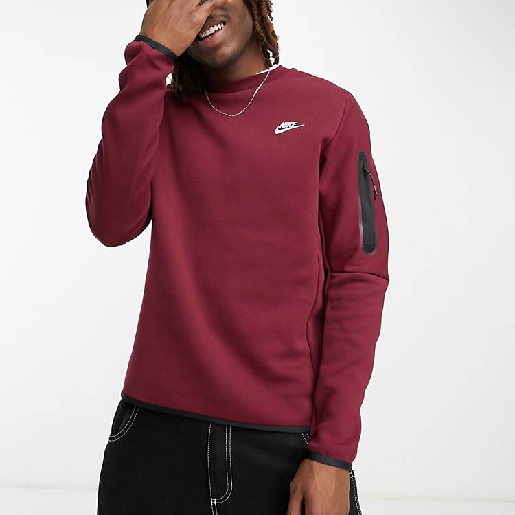koffer Evaluatie Voorspeller Nike Tech Fleece crew neck sweatshirt in dark red | ASOS