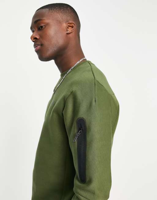 Nike tech fleece crew neck hotsell