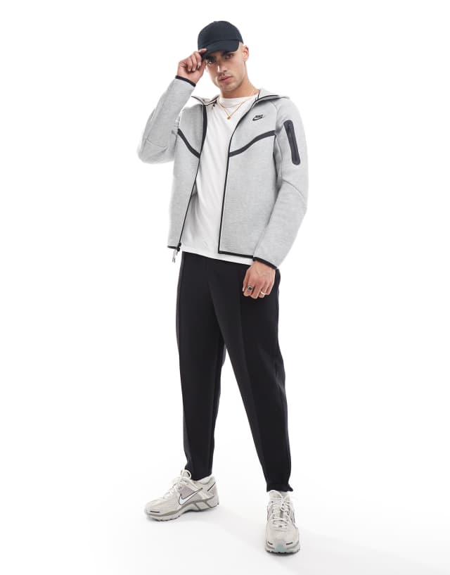 NIKE Tech Fleece フルジップパーカー グレー XS Nike Tech Fleece full zip hoodie in gray | ASOS