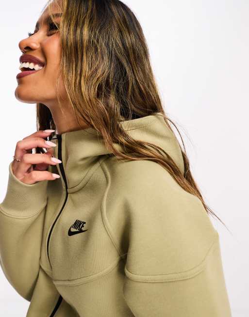 Olive green clearance womens nike hoodie