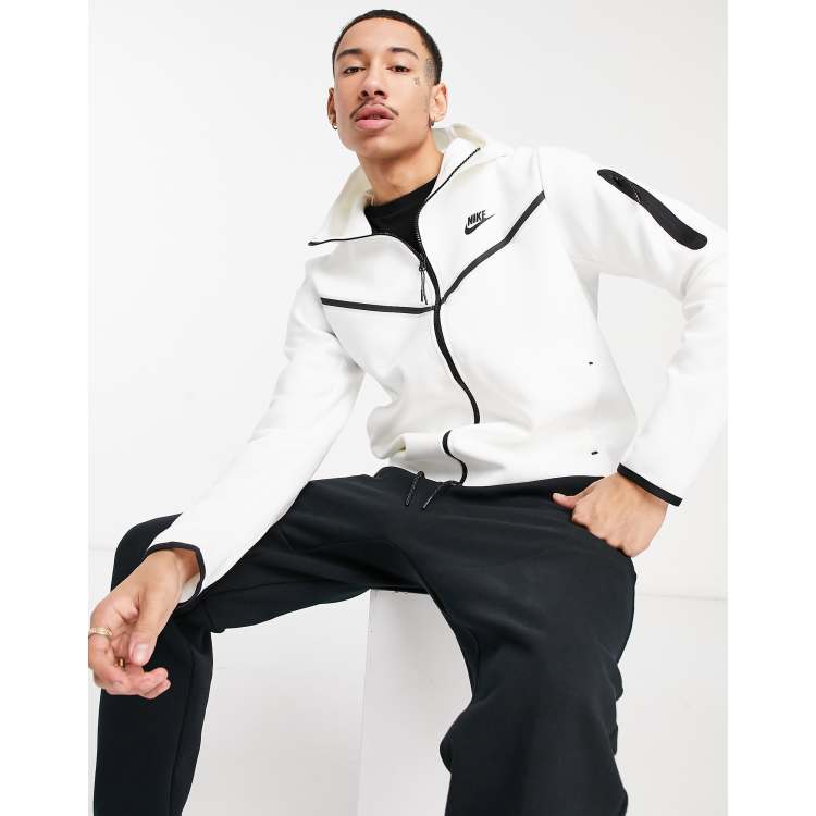 White nike tech online fleece tracksuit