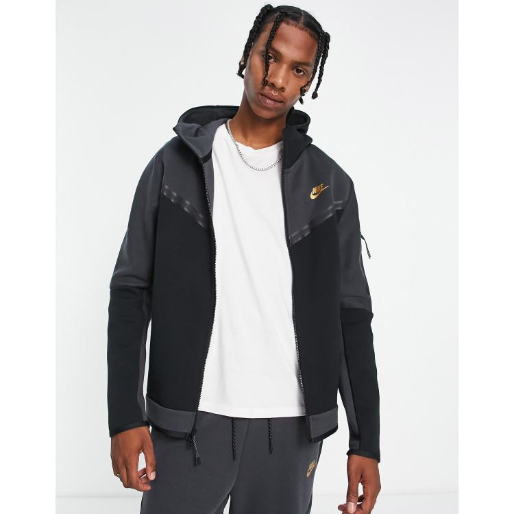 Tech Fleece full in black/grey ASOS