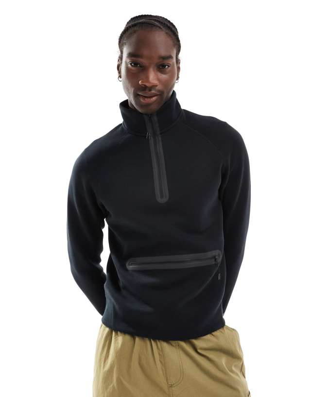 Nike - tech fleece half-zip top in black