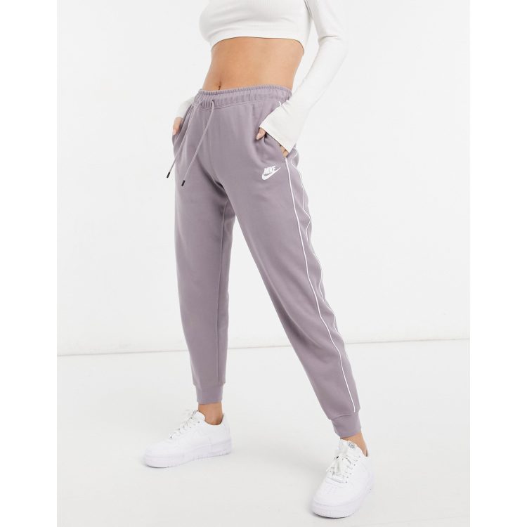 Nike tech fleece jogger in smoke purple