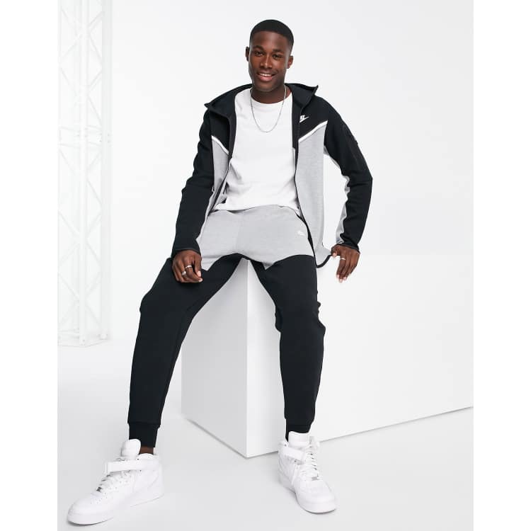 Nike tech fleece online grey and black joggers