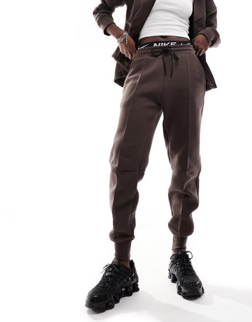 Nike Tech Fleece joggers in baroque brown