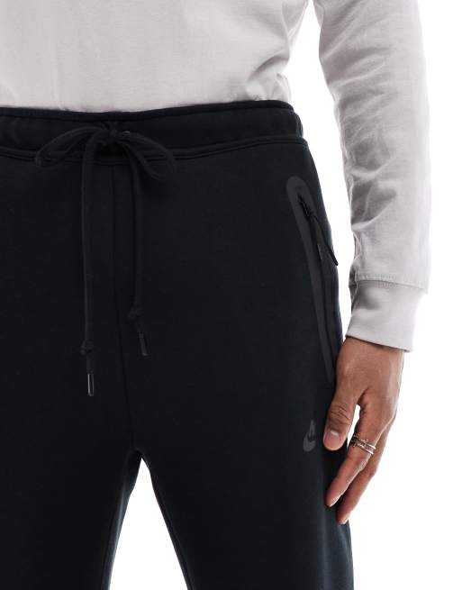 Nike - Tech Fleece Joggers in pile neri con apertura sull'orlo, 4 di 5