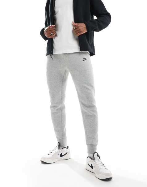 Nike - Tech - Fleece joggingbroek in grijs - view 1
