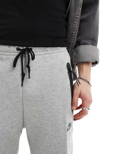 Grey loose best sale fit joggers