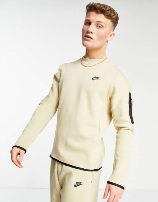 Nike Tech Fleece Trainingsanzug in Sand ASOS