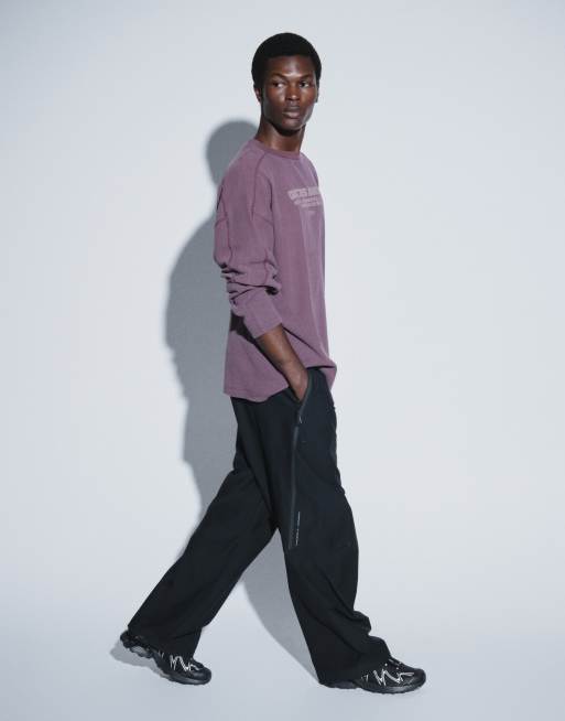 Nike Tech Fleece Shori wide leg joggers in black, 4 of 9
