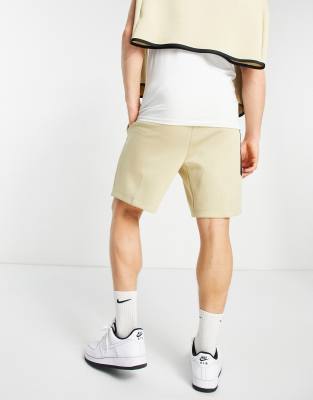 nike fleece shorts beige