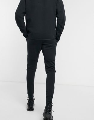 black nike tech jogging suit